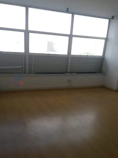 Sala Comercial à venda, 140m2 em Centro, Campinas - SP - imagem 9 Foto 9 de Sala Comercial à venda, 140m2 em Centro, Campinas - SP