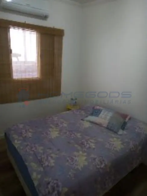 Casa com 3 quartos à venda, 300m2 em Parque Dom Pedro II, Campinas - SP - imagem 3 Foto 3 de Casa com 3 quartos à venda, 300m2 em Parque Dom Pedro II, Campinas - SP