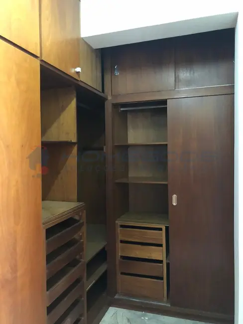 Apartamento com 3 quartos à venda, 230m2 em Cambuí, Campinas - SP - imagem 9 Foto 9 de Apartamento com 3 quartos à venda, 230m2 em Cambuí, Campinas - SP