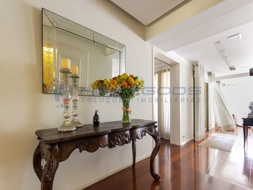 Apartamento com 4 quartos à venda e para alugar, 460m2 em Cambuí, Campinas - SP - imagem 3 Foto 3 de Apartamento com 4 quartos à venda e para alugar, 460m2 em Cambuí, Campinas - SP