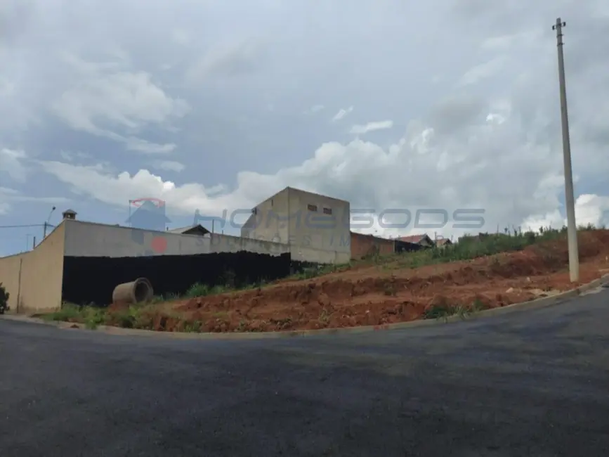 Foto 1 de Terreno / Lote à venda, 160m2 em Pires, Itapira - SP