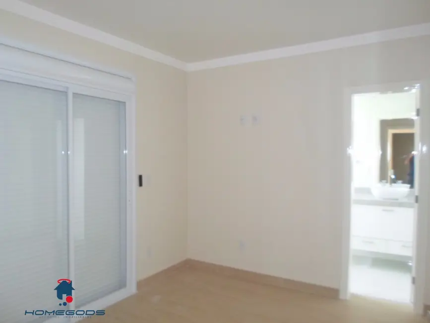 Foto 6 de Casa com 4 quartos à venda, 320m2 em Swiss Park, Campinas - SP