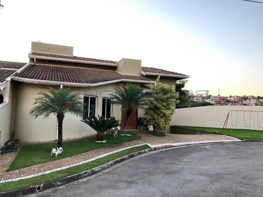 Casa de Condomínio com 3 quartos à venda, 250m2 em Jardim Alto da Boa Vista, Valinhos - SP - imagem 2 Foto 2 de Casa de Condomínio com 3 quartos à venda, 250m2 em Jardim Alto da Boa Vista, Valinhos - SP