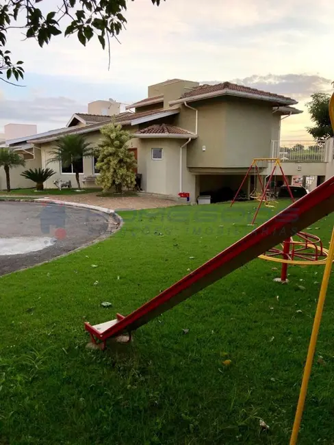 Casa de Condomínio com 3 quartos à venda, 250m2 em Jardim Alto da Boa Vista, Valinhos - SP - imagem 4 Foto 4 de Casa de Condomínio com 3 quartos à venda, 250m2 em Jardim Alto da Boa Vista, Valinhos - SP