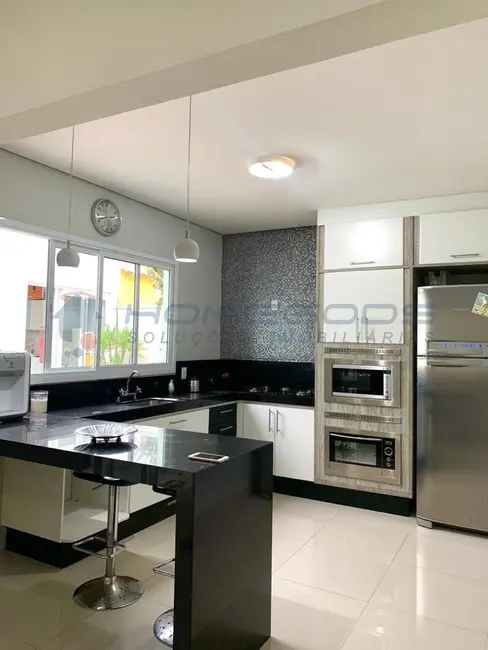 Foto 9 de Casa com 4 quartos à venda, 300m2 em Jardim Planalto, Paulinia - SP