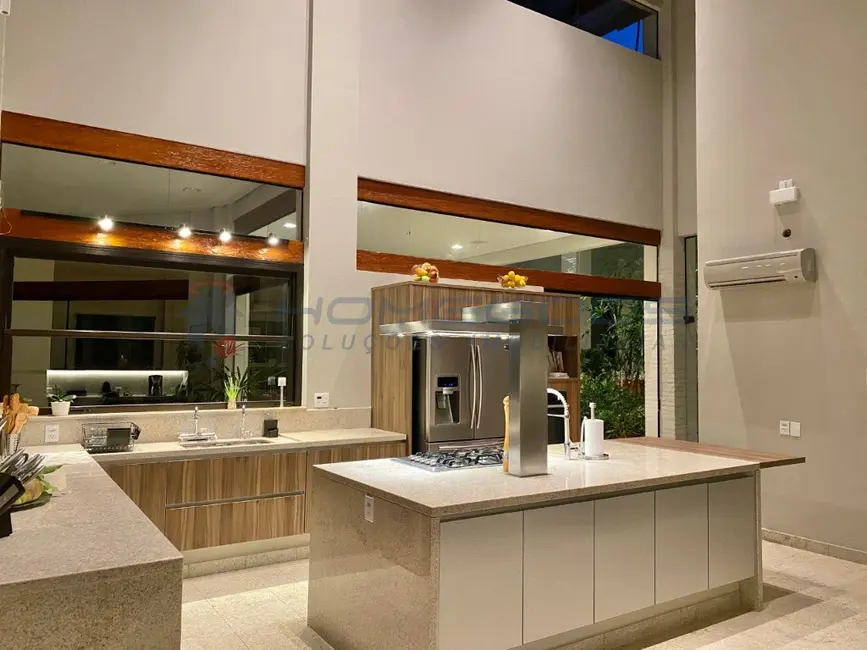 Casa de Condomínio com 5 quartos à venda, 1800m2 em Chácara São Rafael, Campinas - SP - imagem 2 Foto 2 de Casa de Condomínio com 5 quartos à venda, 1800m2 em Chácara São Rafael, Campinas - SP