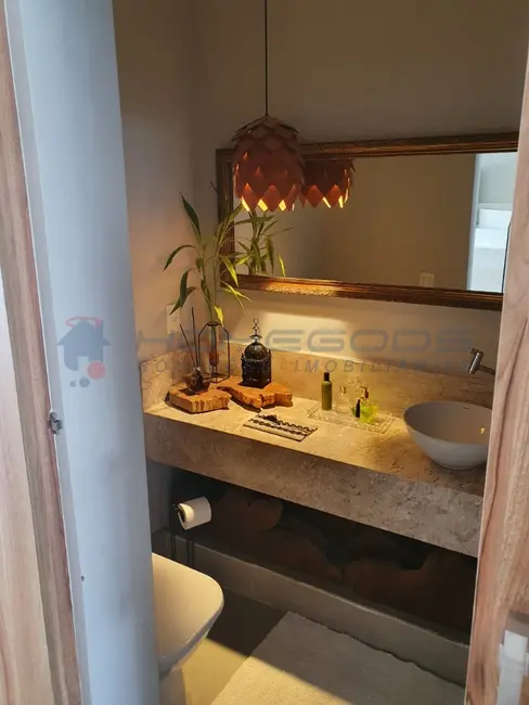 Casa de Condomínio com 3 quartos à venda, 142m2 em Chácaras Alpina, Valinhos - SP - imagem 8 Foto 8 de Casa de Condomínio com 3 quartos à venda, 142m2 em Chácaras Alpina, Valinhos - SP