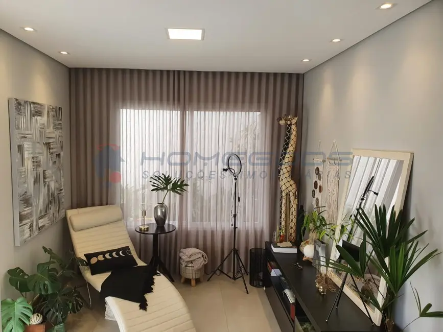 Casa de Condomínio com 3 quartos à venda, 142m2 em Chácaras Alpina, Valinhos - SP - imagem 3 Foto 3 de Casa de Condomínio com 3 quartos à venda, 142m2 em Chácaras Alpina, Valinhos - SP