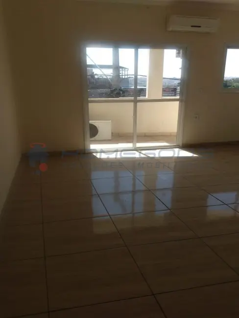 Sala Comercial para alugar, 27m2 em Campinas - SP - imagem 1 Foto 1 de Sala Comercial para alugar, 27m2 em Campinas - SP