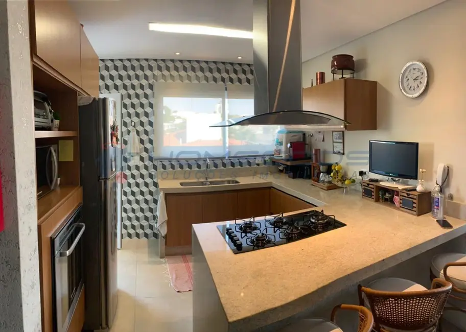 Casa com 3 quartos à venda, 230m2 em Jardim Chapadão, Campinas - SP - imagem 9 Foto 9 de Casa com 3 quartos à venda, 230m2 em Jardim Chapadão, Campinas - SP