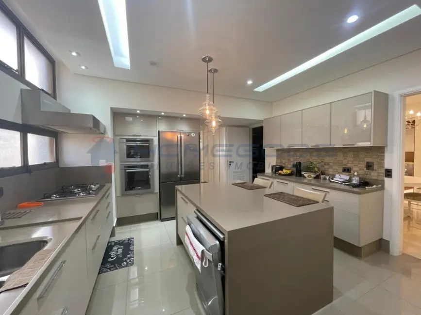 Apartamento com 4 quartos à venda, 460m2 em Cambuí, Campinas - SP - imagem 5 Foto 5 de Apartamento com 4 quartos à venda, 460m2 em Cambuí, Campinas - SP