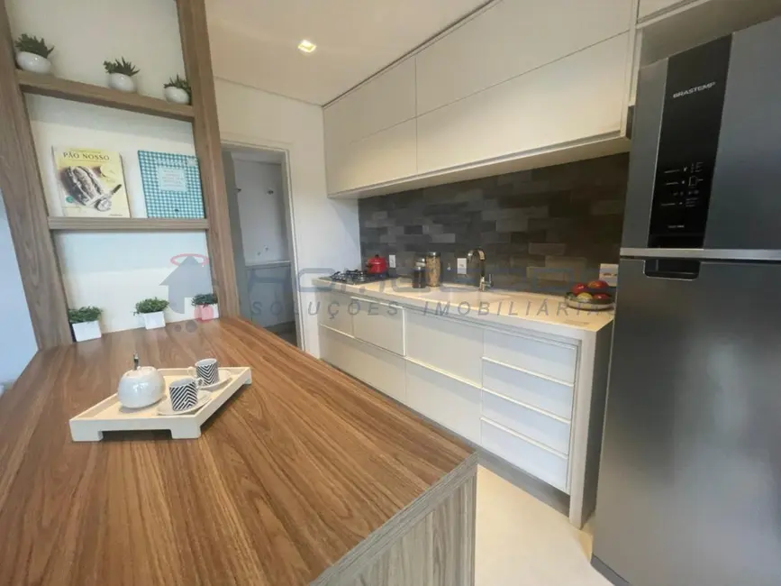 Foto 8 de Casa com 3 quartos à venda, 214m2 em Santana De Parnaiba - SP