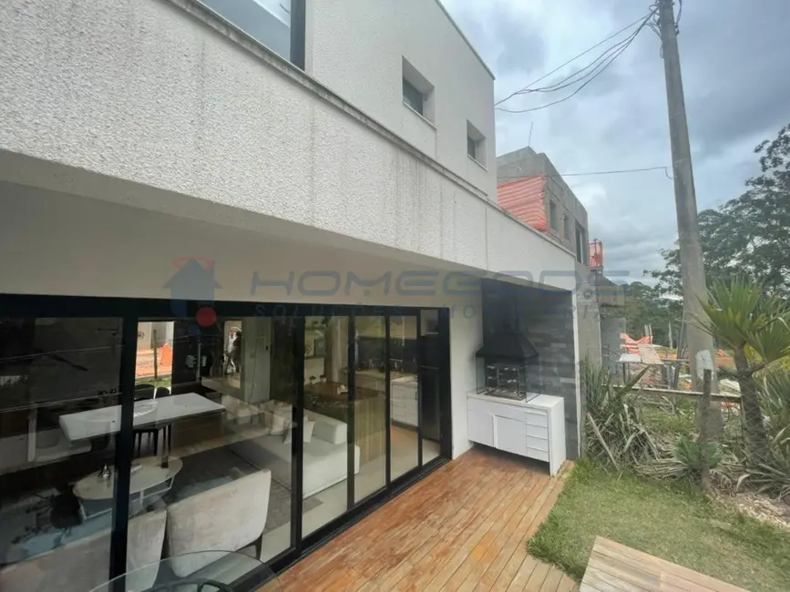 Foto 6 de Casa com 3 quartos à venda, 214m2 em Santana De Parnaiba - SP