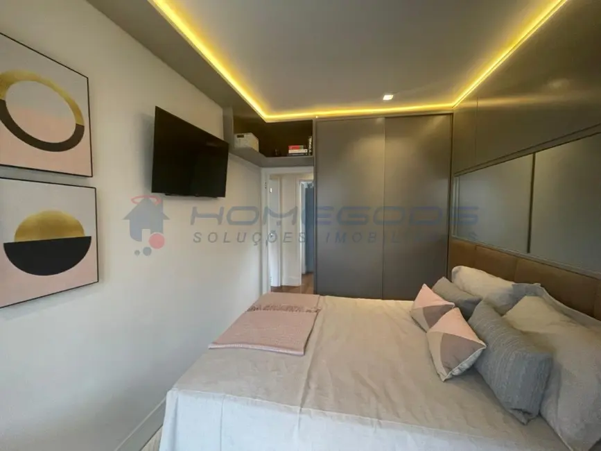 Foto 9 de Casa com 3 quartos à venda, 214m2 em Santana De Parnaiba - SP