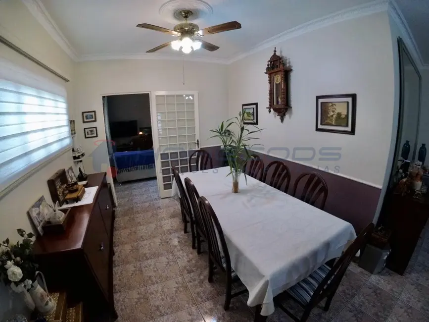 Casa com 3 quartos à venda, 231m2 em Jardim Chapadão, Campinas - SP - imagem 9 Foto 9 de Casa com 3 quartos à venda, 231m2 em Jardim Chapadão, Campinas - SP