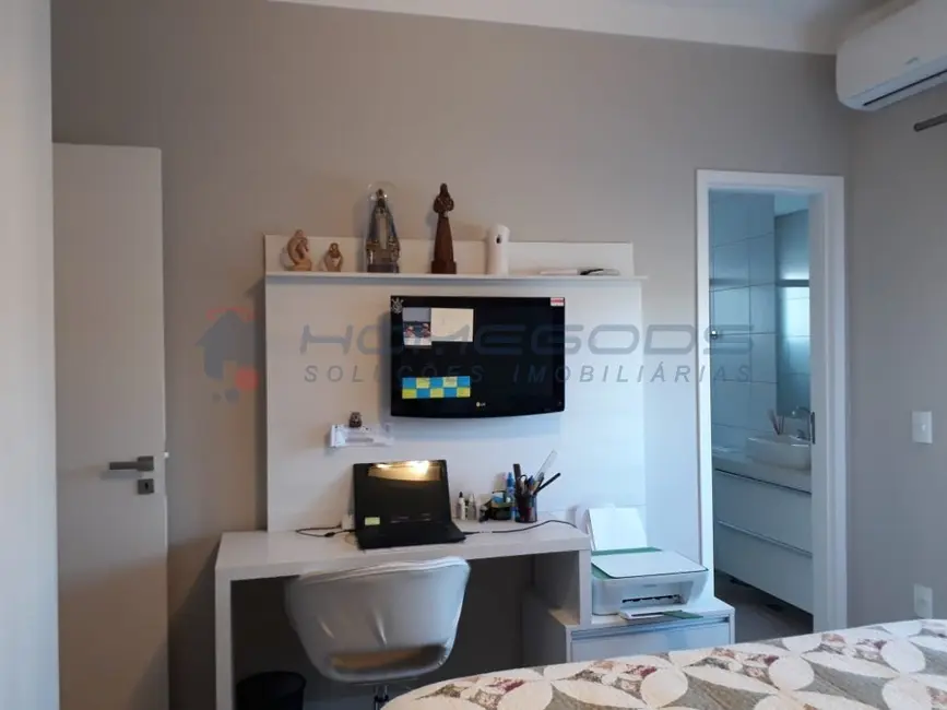 Foto 3 de Casa de Condomínio com 2 quartos à venda, 142m2 em Chácaras Alpina, Valinhos - SP