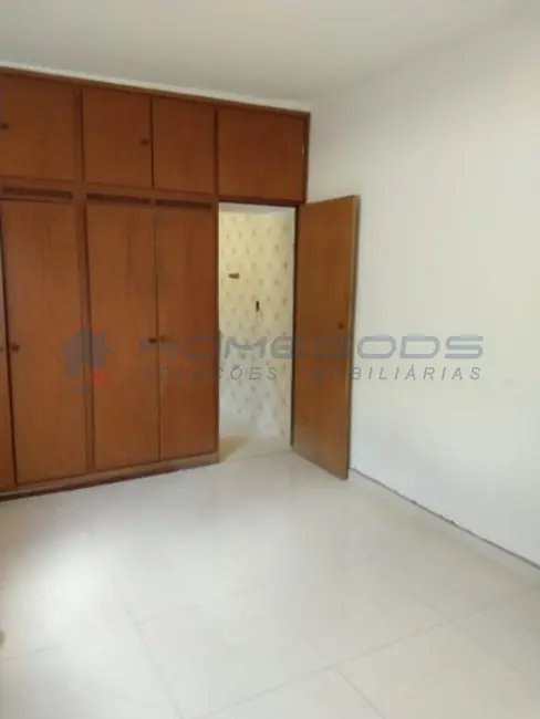 Casa com 3 quartos à venda, 210m2 em Jardim García, Campinas - SP - imagem 7 Foto 7 de Casa com 3 quartos à venda, 210m2 em Jardim García, Campinas - SP