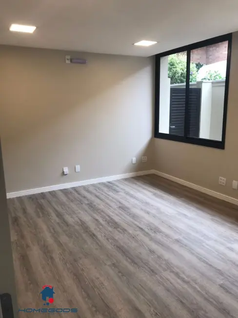 Foto 11 de Sala Comercial com 1 quarto para alugar, 200m2 em Nova Campinas, Campinas - SP