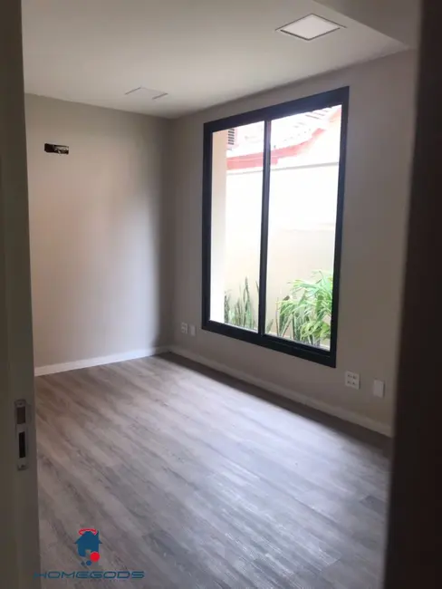 Foto 16 de Sala Comercial com 1 quarto para alugar, 200m2 em Nova Campinas, Campinas - SP