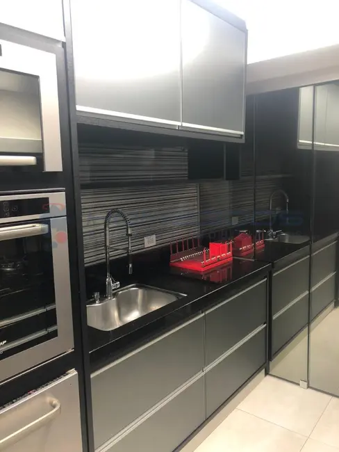 Apartamento com 2 quartos à venda, 91m2 em Cambuí, Campinas - SP - imagem 3 Foto 3 de Apartamento com 2 quartos à venda, 91m2 em Cambuí, Campinas - SP