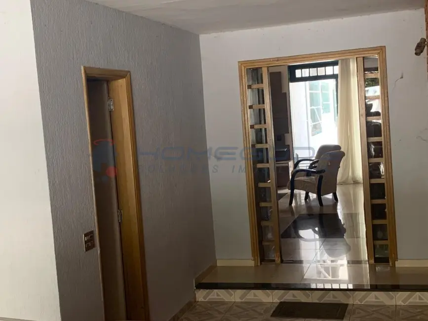 Casa com 3 quartos à venda, 400m2 em Jardim Chapadão, Campinas - SP - imagem 5 Foto 5 de Casa com 3 quartos à venda, 400m2 em Jardim Chapadão, Campinas - SP