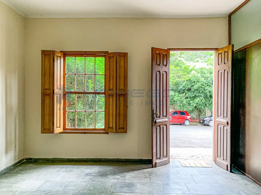 Casa com 4 quartos para alugar, 300m2 em Sousas, Campinas - SP - imagem 5 Foto 5 de Casa com 4 quartos para alugar, 300m2 em Sousas, Campinas - SP