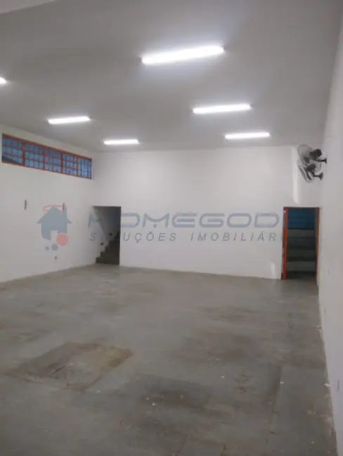 Armazém / Galpão à venda, 500m2 em Parque São Quirino, Campinas - SP - imagem 5 Foto 5 de Armazém / Galpão à venda, 500m2 em Parque São Quirino, Campinas - SP