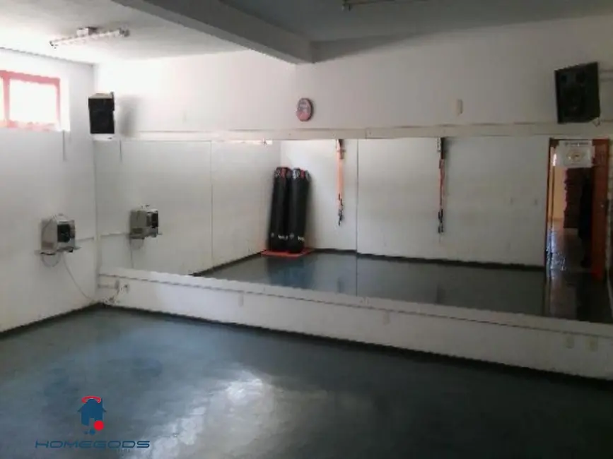 Armazém / Galpão à venda, 500m2 em Parque São Quirino, Campinas - SP - imagem 4 Foto 4 de Armazém / Galpão à venda, 500m2 em Parque São Quirino, Campinas - SP