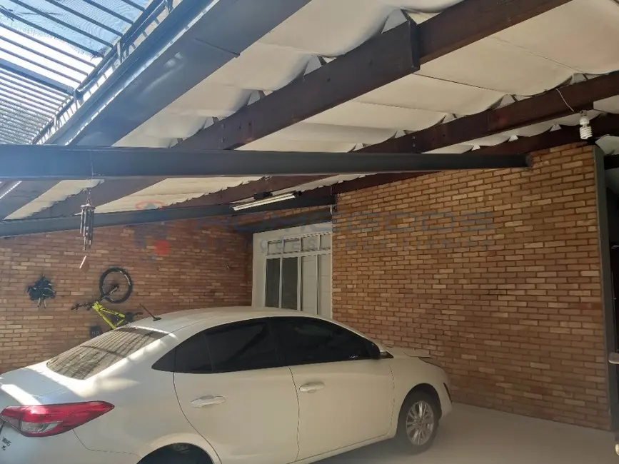 Casa com 3 quartos à venda, 280m2 em Vila Georgina, Campinas - SP - imagem 3 Foto 3 de Casa com 3 quartos à venda, 280m2 em Vila Georgina, Campinas - SP