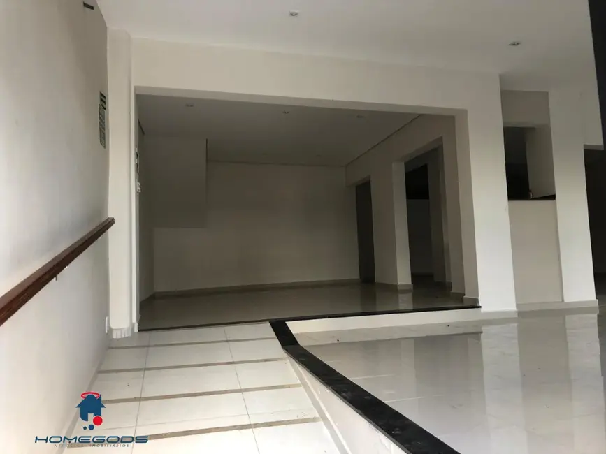 Loja com 1 quarto à venda, 235m2 em Cambuí, Campinas - SP - imagem 4 Foto 4 de Loja com 1 quarto à venda, 235m2 em Cambuí, Campinas - SP