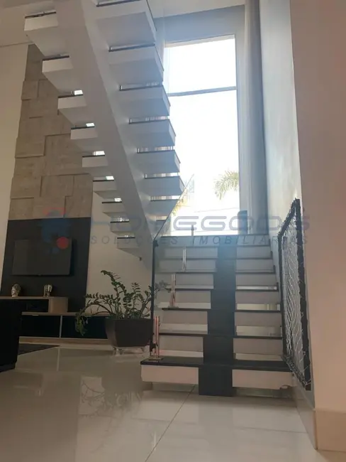 Foto 8 de Casa de Condomínio com 3 quartos à venda, 342m2 em Cascata, Paulinia - SP