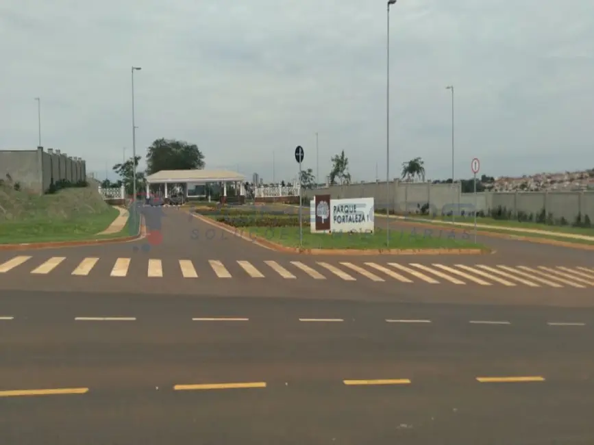Foto 1 de Terreno / Lote à venda, 490m2 em Nova Odessa - SP