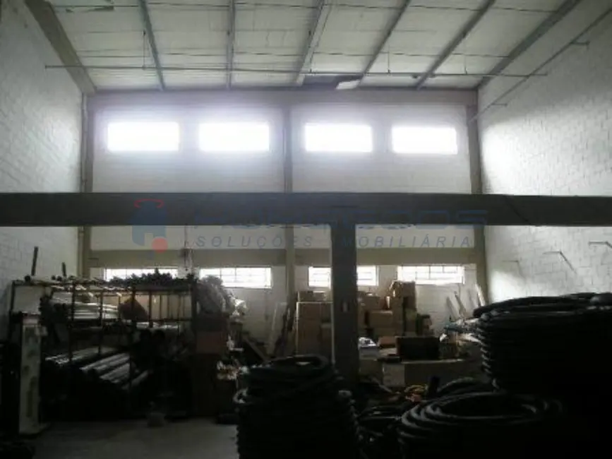 Armazém / Galpão à venda e para alugar, 750m2 em Jardim Leonor, Campinas - SP - imagem 9 Foto 9 de Armazém / Galpão à venda e para alugar, 750m2 em Jardim Leonor, Campinas - SP