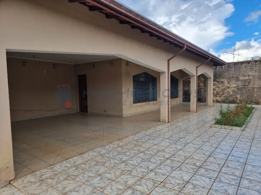 Foto 1 de Casa com 3 quartos à venda, 1850m2 em Vila José Kalil Aun, Cosmopolis - SP