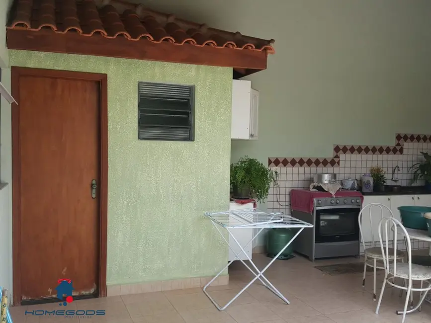 Casa com 3 quartos à venda, 300m2 em Jardim Nova Europa, Campinas - SP - imagem 8 Foto 8 de Casa com 3 quartos à venda, 300m2 em Jardim Nova Europa, Campinas - SP