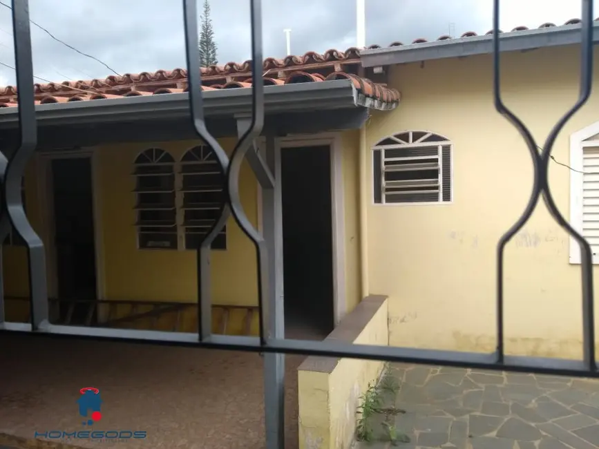 Casa com 3 quartos à venda, 250m2 em Vila Antônio Lourenço, Campinas - SP - imagem 3 Foto 3 de Casa com 3 quartos à venda, 250m2 em Vila Antônio Lourenço, Campinas - SP