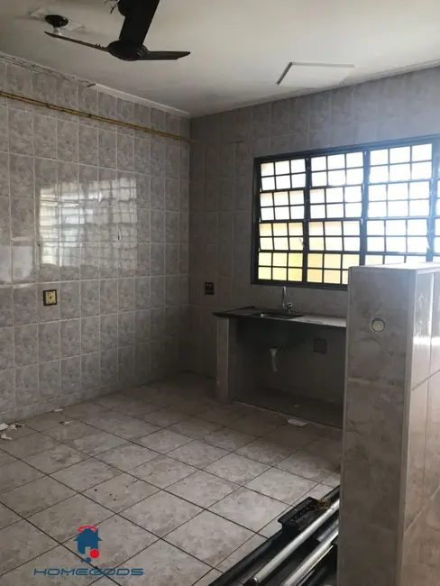 Foto 8 de Loja à venda, 280m2 em Jardim 8 de Abril, Araras - SP