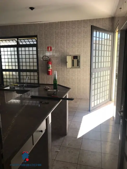 Foto 6 de Loja à venda, 280m2 em Jardim 8 de Abril, Araras - SP