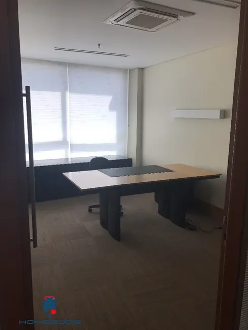 Sala Comercial à venda e para alugar, 336m2 em Cambuí, Campinas - SP - imagem 6 Foto 6 de Sala Comercial à venda e para alugar, 336m2 em Cambuí, Campinas - SP