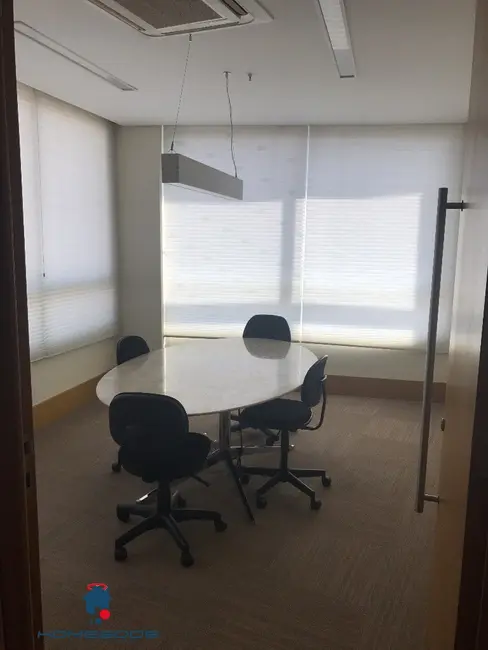 Sala Comercial à venda e para alugar, 336m2 em Cambuí, Campinas - SP - imagem 5 Foto 5 de Sala Comercial à venda e para alugar, 336m2 em Cambuí, Campinas - SP