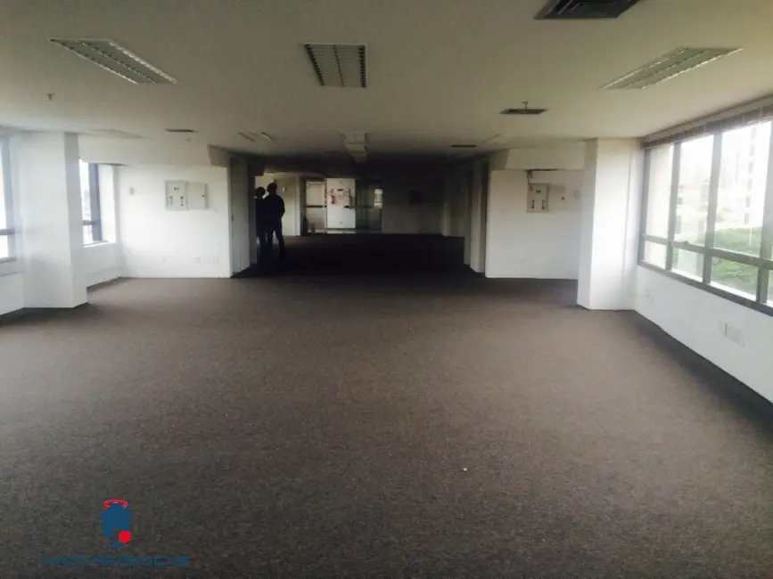 Sala Comercial para alugar, 243m2 em Cambuí, Campinas - SP - imagem 4 Foto 4 de Sala Comercial para alugar, 243m2 em Cambuí, Campinas - SP