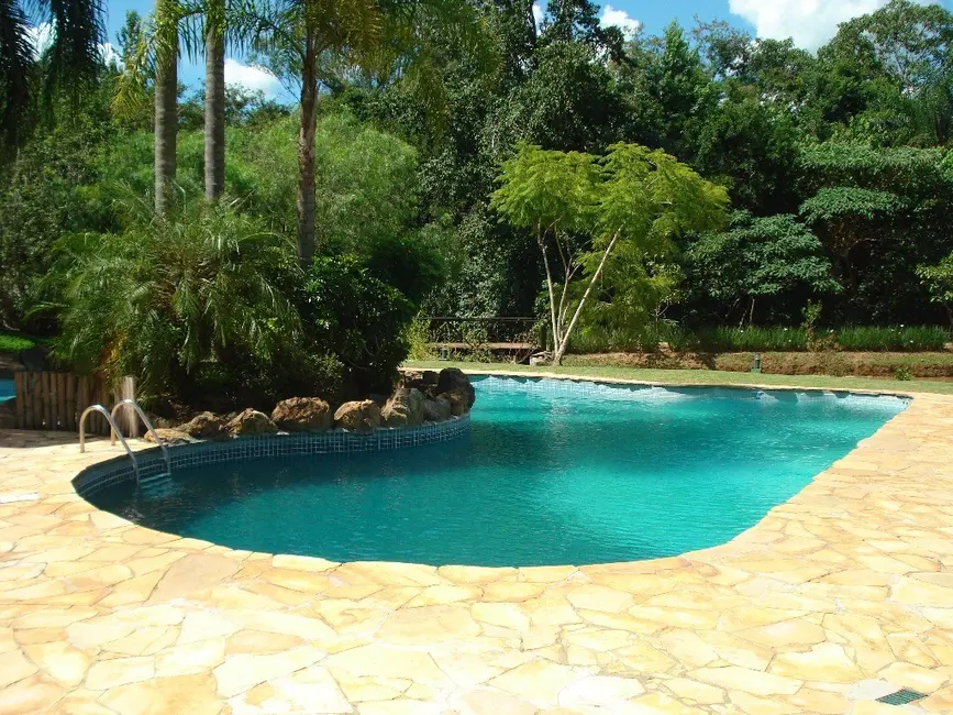 Foto 1 de Terreno / Lote à venda, 1100m2 em Jundiai - SP