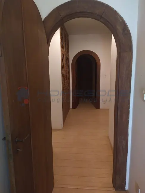 Casa com 3 quartos para alugar, 1160m2 em Jardim das Paineiras, Campinas - SP - imagem 5 Foto 5 de Casa com 3 quartos para alugar, 1160m2 em Jardim das Paineiras, Campinas - SP