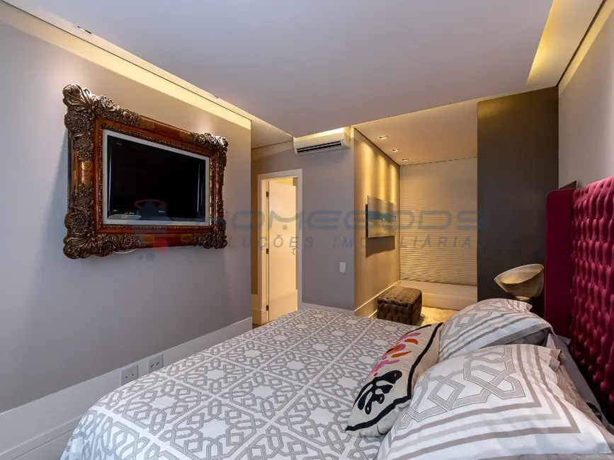 Foto 5 de Apartamento com 4 quartos à venda, 145m2 em Cambuí, Campinas - SP