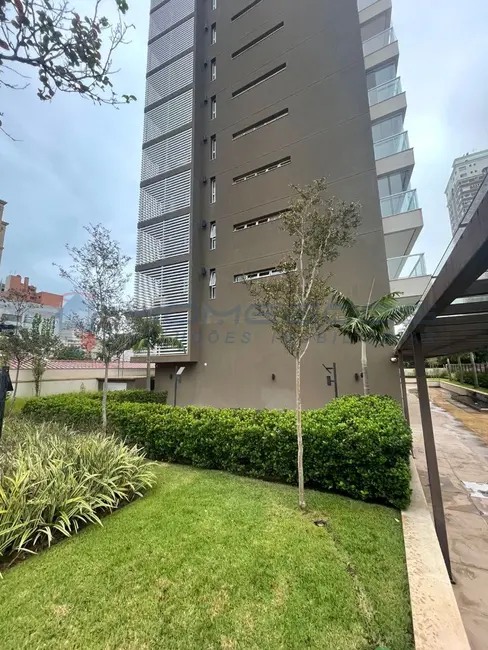Apartamento com 3 quartos à venda, 213m2 em Cambuí, Campinas - SP - imagem 4 Foto 4 de Apartamento com 3 quartos à venda, 213m2 em Cambuí, Campinas - SP