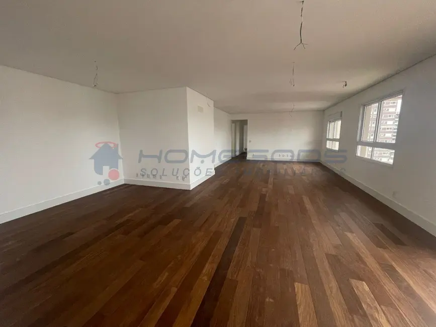 Apartamento com 3 quartos à venda, 213m2 em Cambuí, Campinas - SP - imagem 6 Foto 6 de Apartamento com 3 quartos à venda, 213m2 em Cambuí, Campinas - SP
