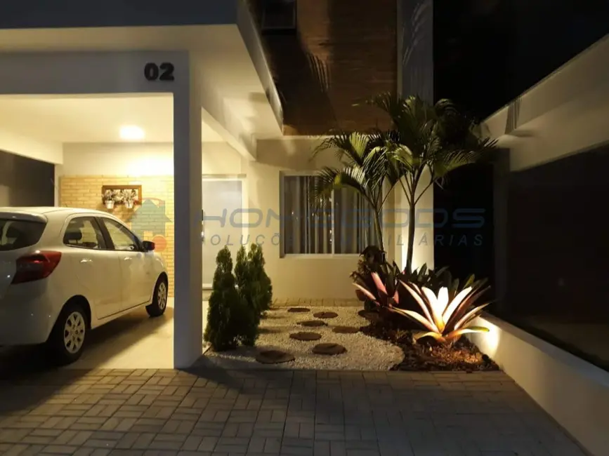 Casa com 3 quartos para alugar, 150m2 em Chácaras Alpina, Valinhos - SP - imagem 7 Foto 7 de Casa com 3 quartos para alugar, 150m2 em Chácaras Alpina, Valinhos - SP