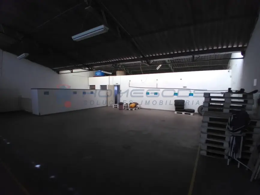 Armazém / Galpão à venda e para alugar, 489m2 em Jardim Aurélia, Campinas - SP - imagem 3 Foto 3 de Armazém / Galpão à venda e para alugar, 489m2 em Jardim Aurélia, Campinas - SP