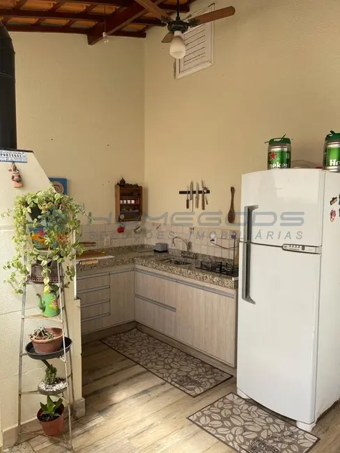 Casa com 3 quartos à venda, 230m2 em Jardim Alto da Colina, Valinhos - SP - imagem 8 Foto 8 de Casa com 3 quartos à venda, 230m2 em Jardim Alto da Colina, Valinhos - SP