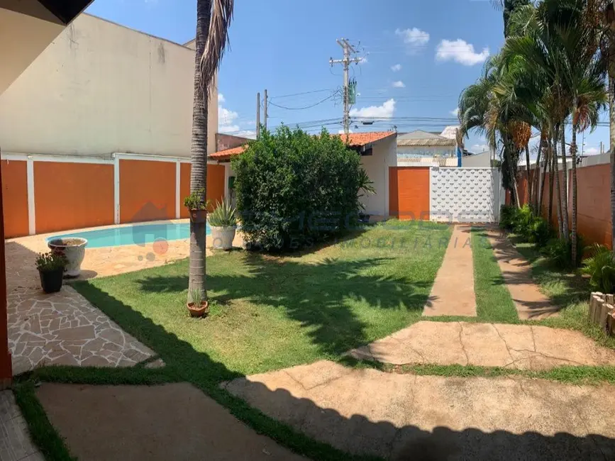 Foto 2 de Casa com 3 quartos à venda, 448m2 em Centro, Sumare - SP